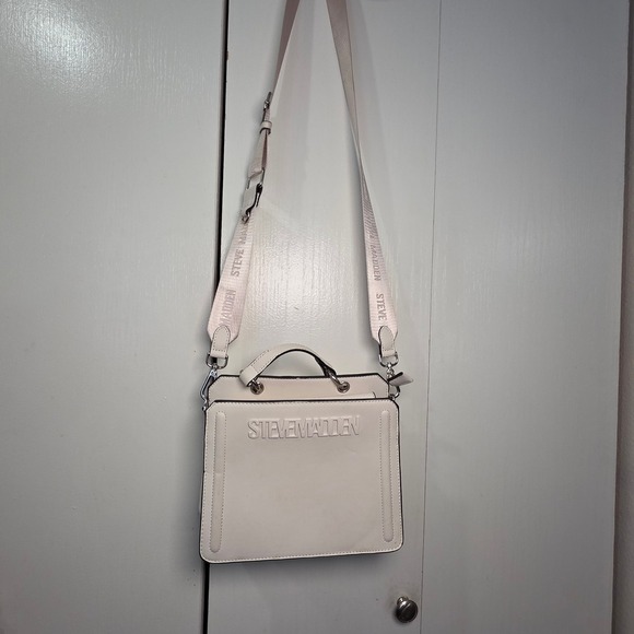 Steve Madden White Embossed Logo Crossbody Bag Adjustable Strap city Scandi Chic - Picture 4 of 14
